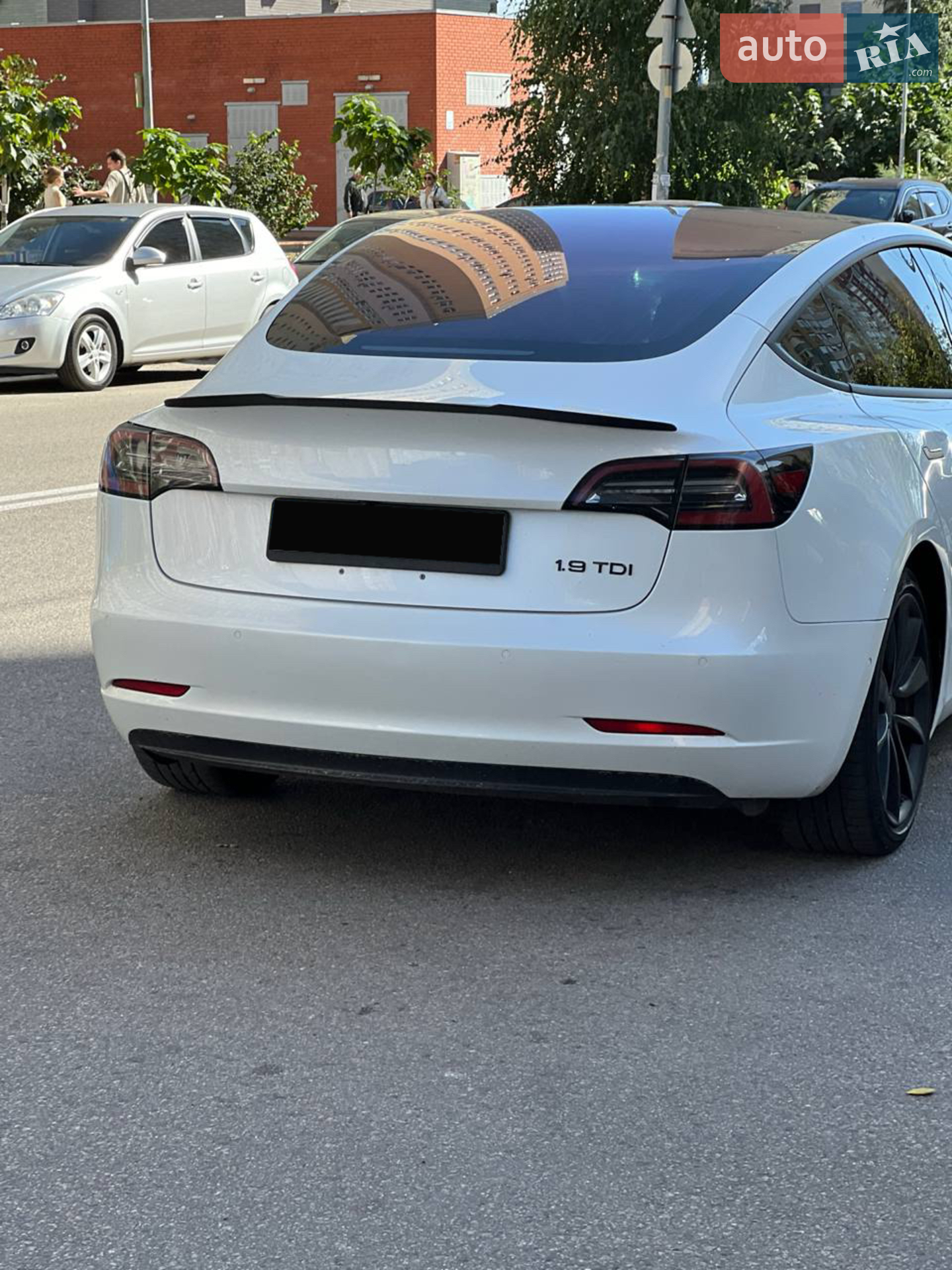 2018 Tesla Model 3 - мініатюра 10