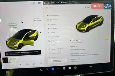 Седан Tesla Model 3 2018 в 