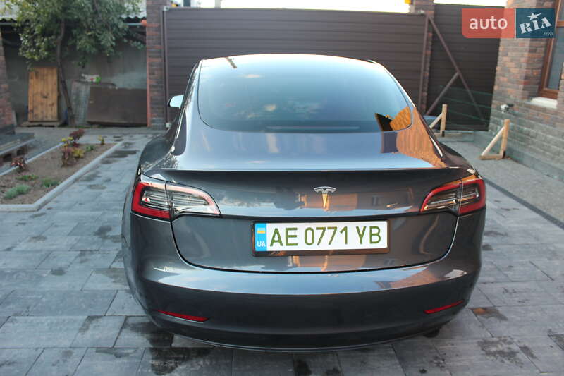 Седан Tesla Model 3 2023 в Дніпрі фото 6 Седан Tesla Model 3 2023 в Дніпрі