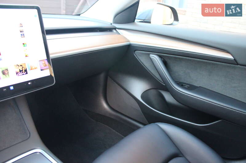 Седан Tesla Model 3 2023 в Дніпрі фото 21 Седан Tesla Model 3 2023 в Дніпрі