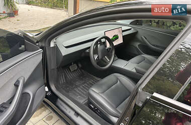 Седан Tesla Model 3 2024 в 