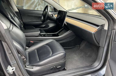 Седан Tesla Model 3 2018 в 