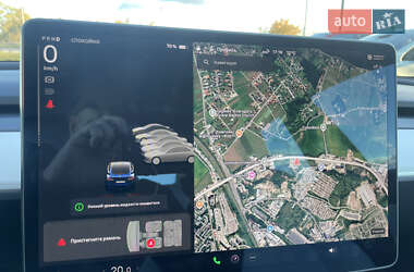 Седан Tesla Model 3 2019 в 