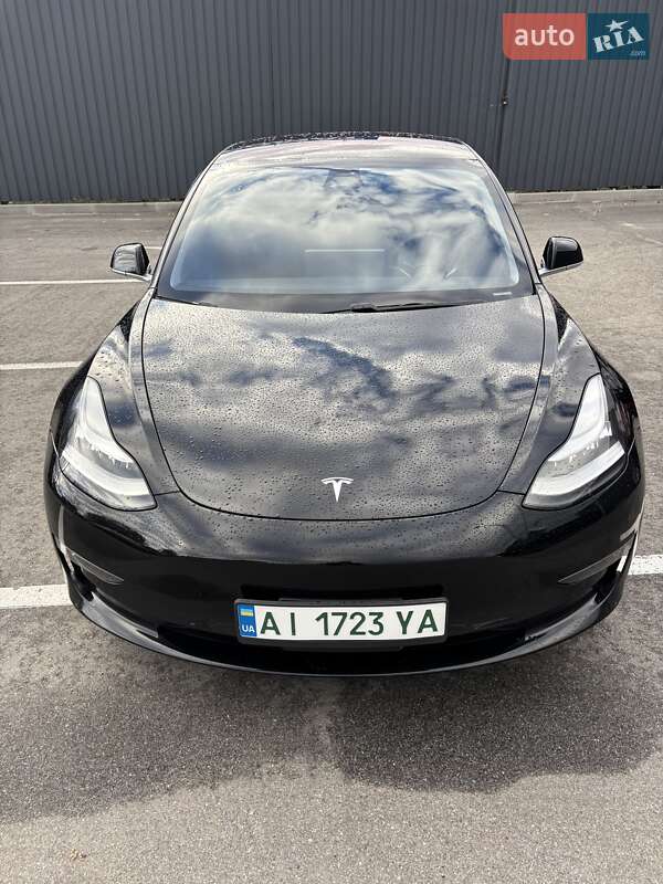 Tesla Model 3 2018