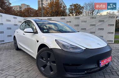 Седан Tesla Model 3 2022 в Луцке