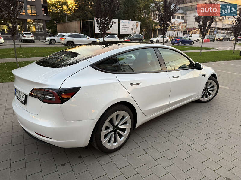 Седан Tesla Model 3 2021 в Ужгороде фото 43 Седан Tesla Model 3 2021 в Ужгороде