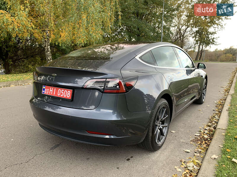 Седан Tesla Model 3 2018 в Киеве фото 6 Седан Tesla Model 3 2018 в Киеве