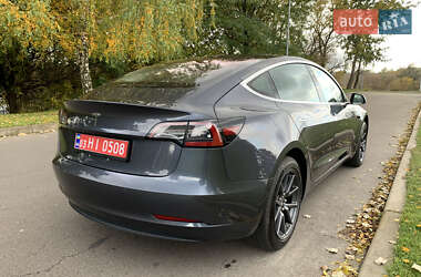 Седан Tesla Model 3 2018 в 