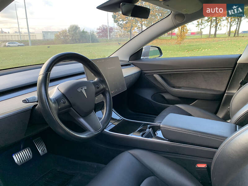 Седан Tesla Model 3 2018 в Киеве фото 14 Седан Tesla Model 3 2018 в Киеве