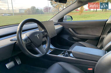 Седан Tesla Model 3 2018 в 