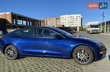 Седан Tesla Model 3 2023 в Хмельницькому