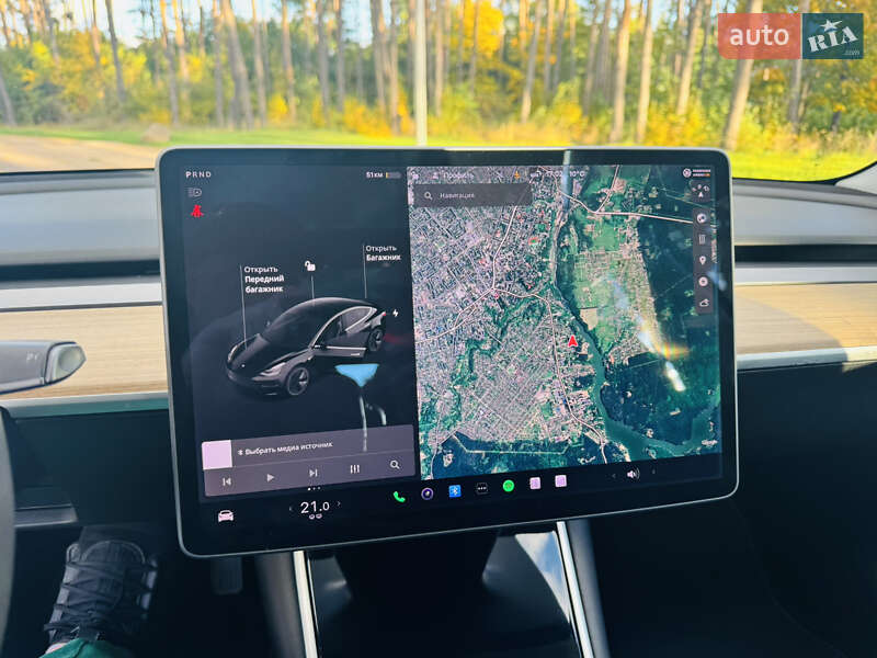 Седан Tesla Model 3 2019 в Житомире