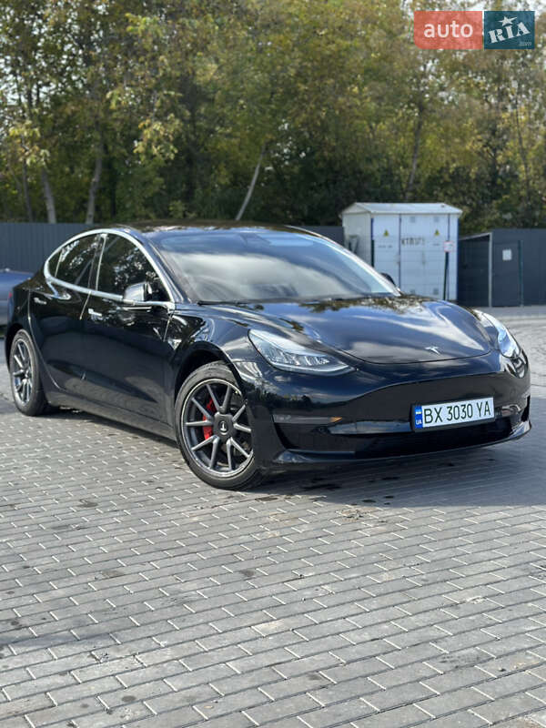 Tesla Model 3 2019