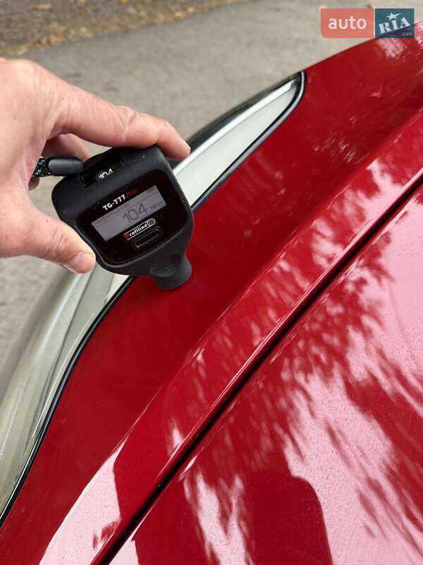 Седан Tesla Model 3 2019 в Львові