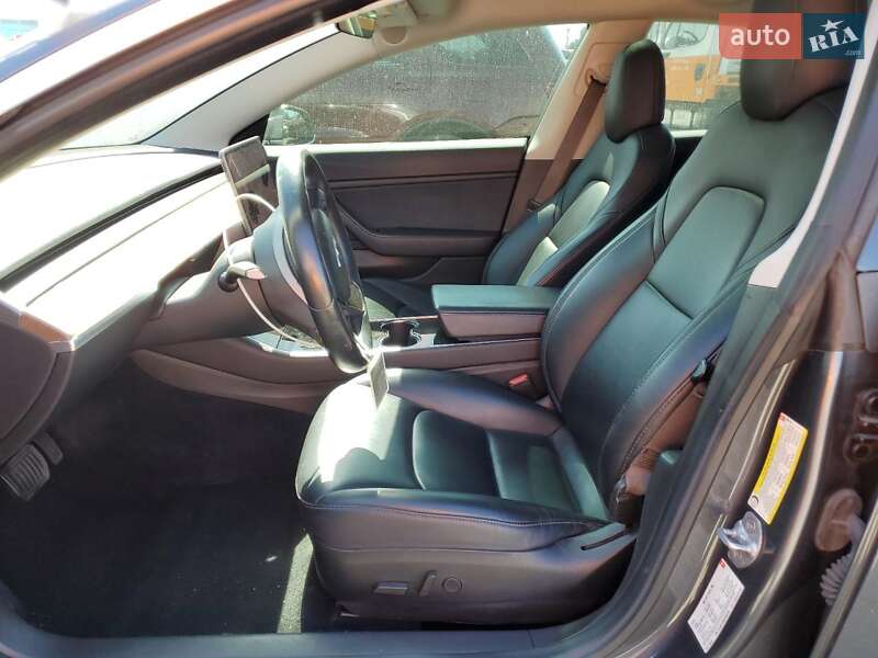 Седан Tesla Model 3 2018 в Одесі фото 7 Седан Tesla Model 3 2018 в Одесі