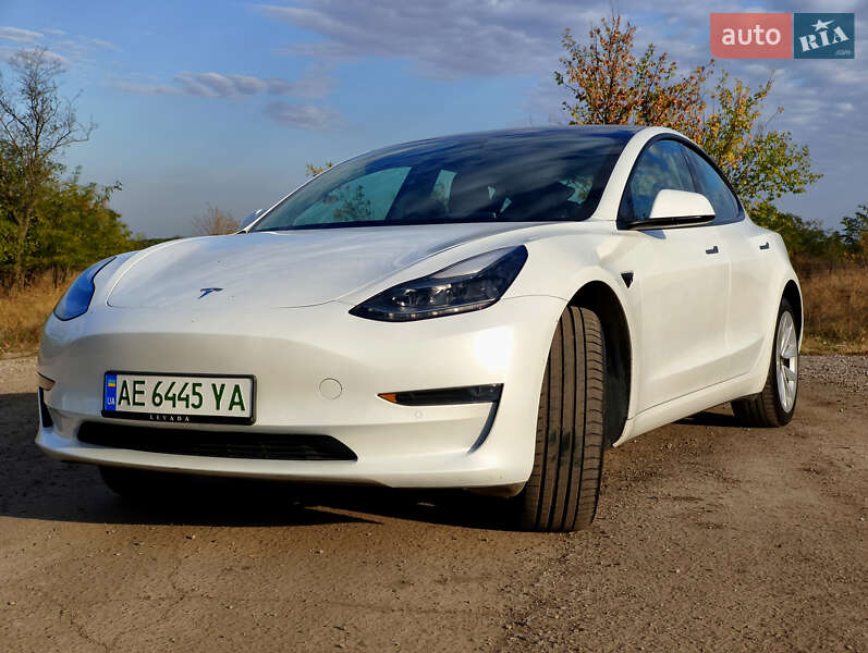 Седан Tesla Model 3 2022 в Павлограде фото 7 Седан Tesla Model 3 2022 в Павлограде