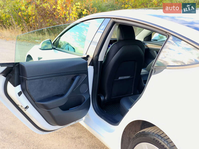 Седан Tesla Model 3 2022 в Павлограде фото 20 Седан Tesla Model 3 2022 в Павлограде