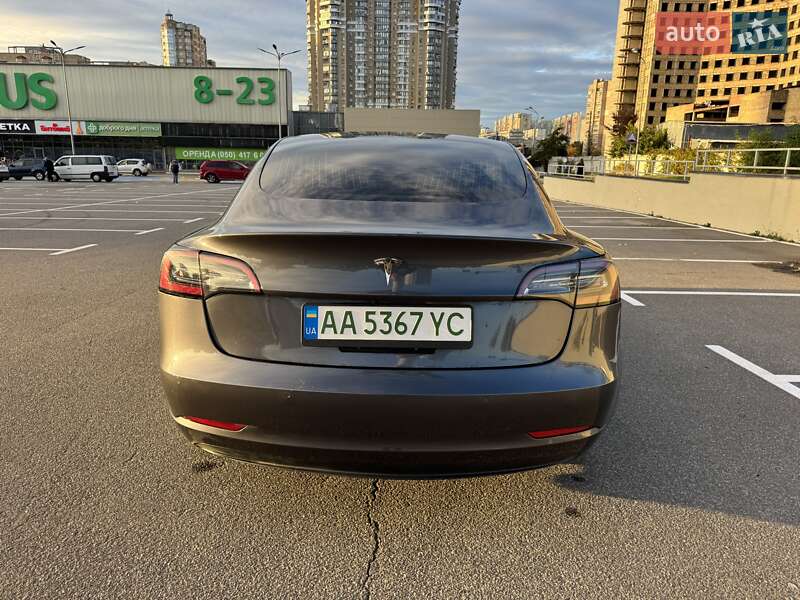 Седан Tesla Model 3 2019 в Києві фото 3 Седан Tesla Model 3 2019 в Києві