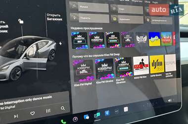 Седан Tesla Model 3 2019 в 