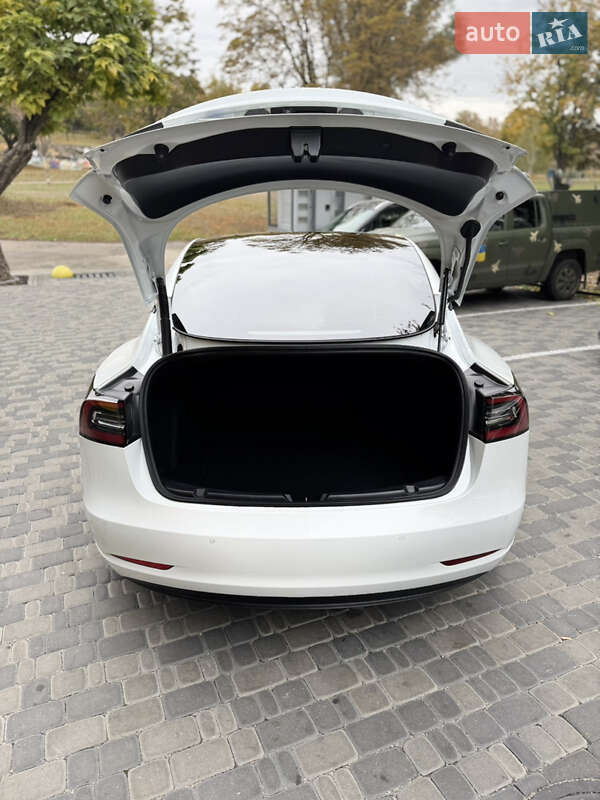 Седан Tesla Model 3 2021 в Запоріжжі фото 20 Седан Tesla Model 3 2021 в Запоріжжі