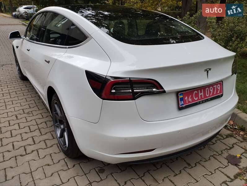 Седан Tesla Model 3 2019 в Ужгороді фото 3 Седан Tesla Model 3 2019 в Ужгороді