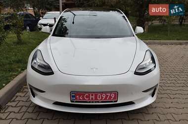 Седан Tesla Model 3 2019 в Ужгороді