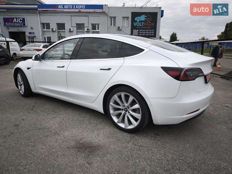 Седан Tesla Model 3 2019 в Киеве фото 15 Седан Tesla Model 3 2019 в Киеве