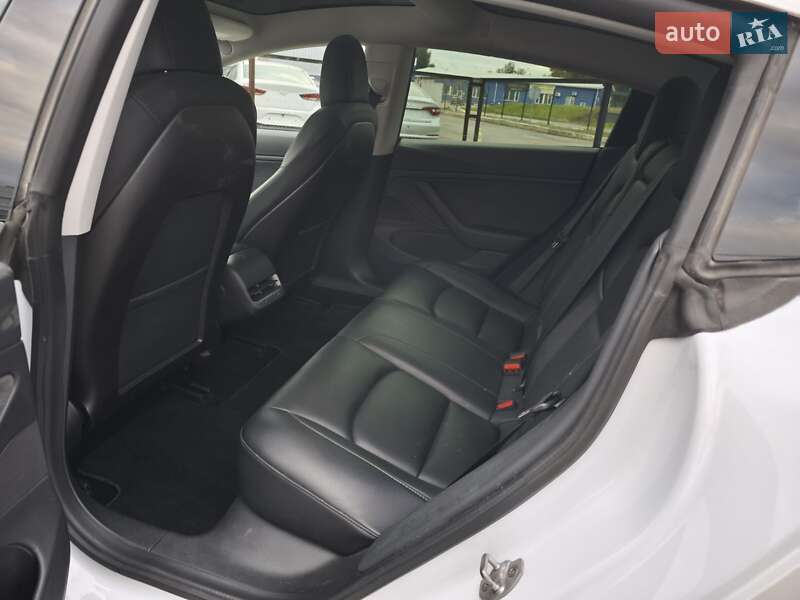 Седан Tesla Model 3 2019 в Киеве фото 50 Седан Tesla Model 3 2019 в Киеве