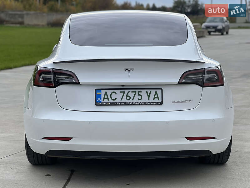 Седан Tesla Model 3 2021 в Луцьку фото 8 Седан Tesla Model 3 2021 в Луцьку