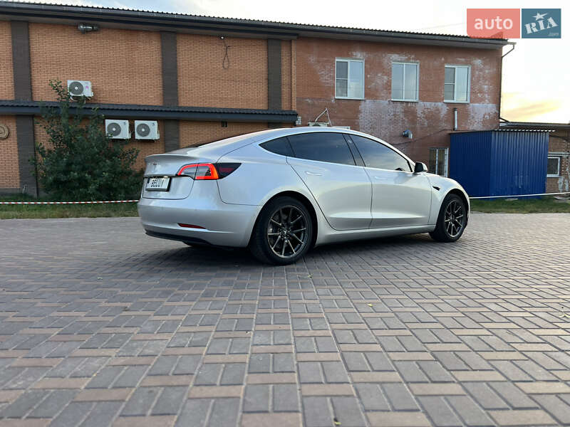 Седан Tesla Model 3 2018 в Валках фото 8 Седан Tesla Model 3 2018 в Валках