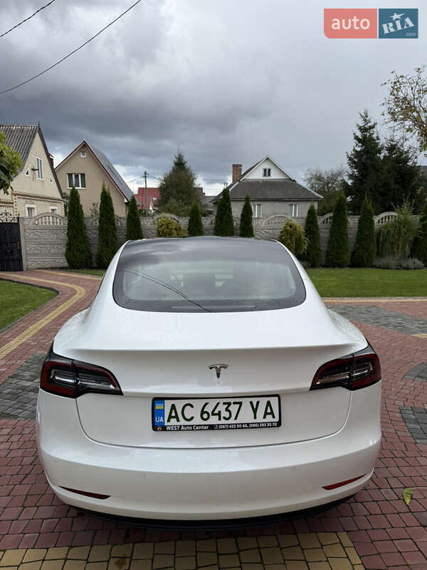 Седан Tesla Model 3 2021 в Луцке фото 11 Седан Tesla Model 3 2021 в Луцке