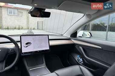 Седан Tesla Model 3 2021 в  фото 22 Седан Tesla Model 3 2021 в