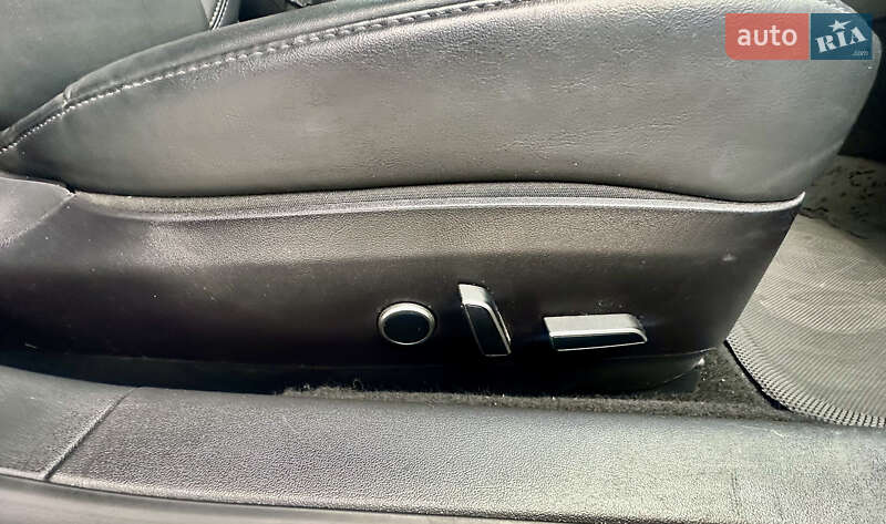 Седан Tesla Model 3 2020 в Черновцах фото 30 Седан Tesla Model 3 2020 в Черновцах