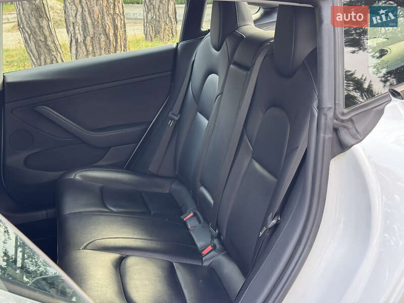 Седан Tesla Model 3 2022 в Нетешине фото 27 Седан Tesla Model 3 2022 в Нетешине