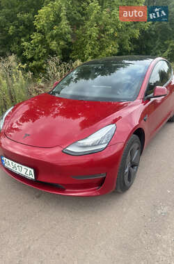 Седан Tesla Model 3 2018 в Киеве