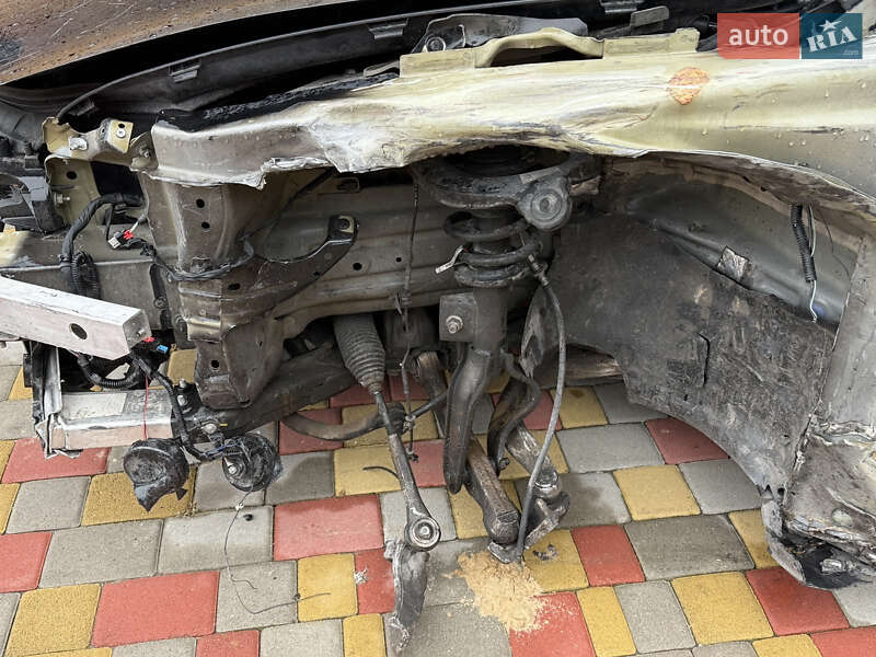 Седан Tesla Model 3 2020 в Ровно