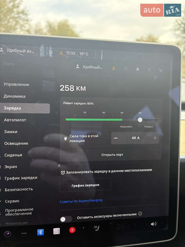 Седан Tesla Model 3 2018 в Запоріжжі