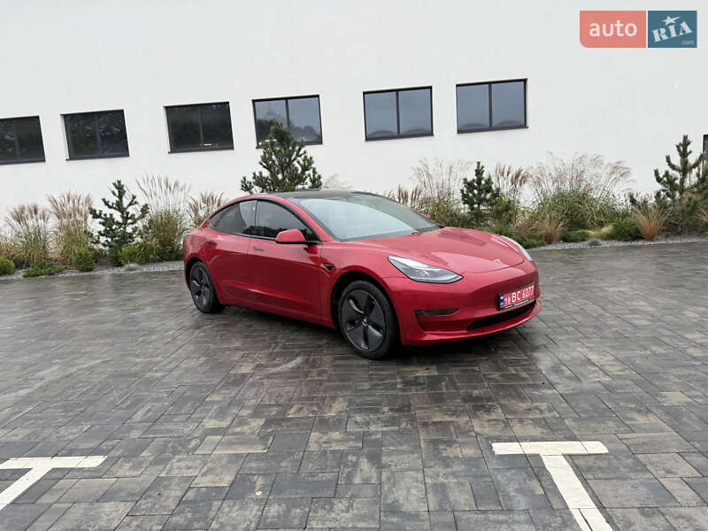Седан Tesla Model 3 2021 в Луцке фото 10 Седан Tesla Model 3 2021 в Луцке