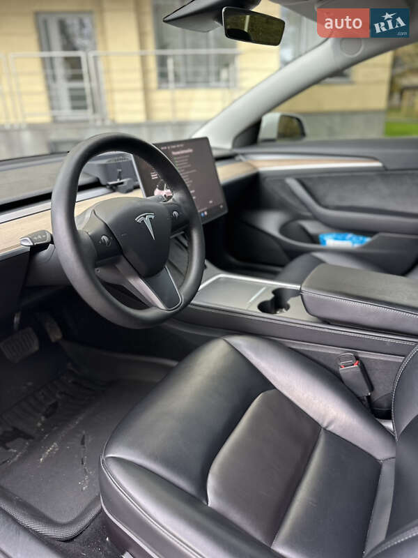 Седан Tesla Model 3 2022 в Чернігові фото 15 Седан Tesla Model 3 2022 в Чернігові