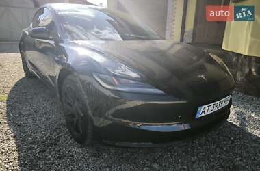 Седан Tesla Model 3 2024 в  фото 9 Седан Tesla Model 3 2024 в