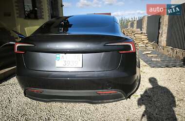 Седан Tesla Model 3 2024 в  фото 5 Седан Tesla Model 3 2024 в
