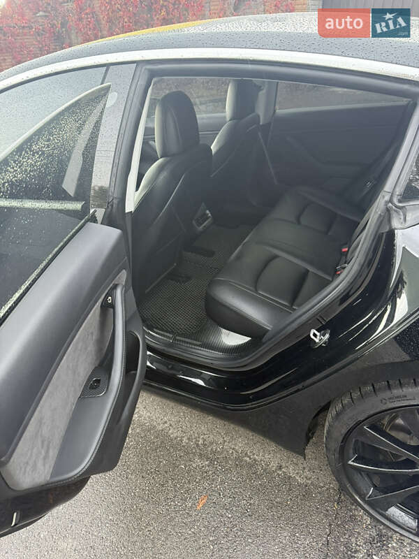 Седан Tesla Model 3 2019 в Киеве фото 11 Седан Tesla Model 3 2019 в Киеве