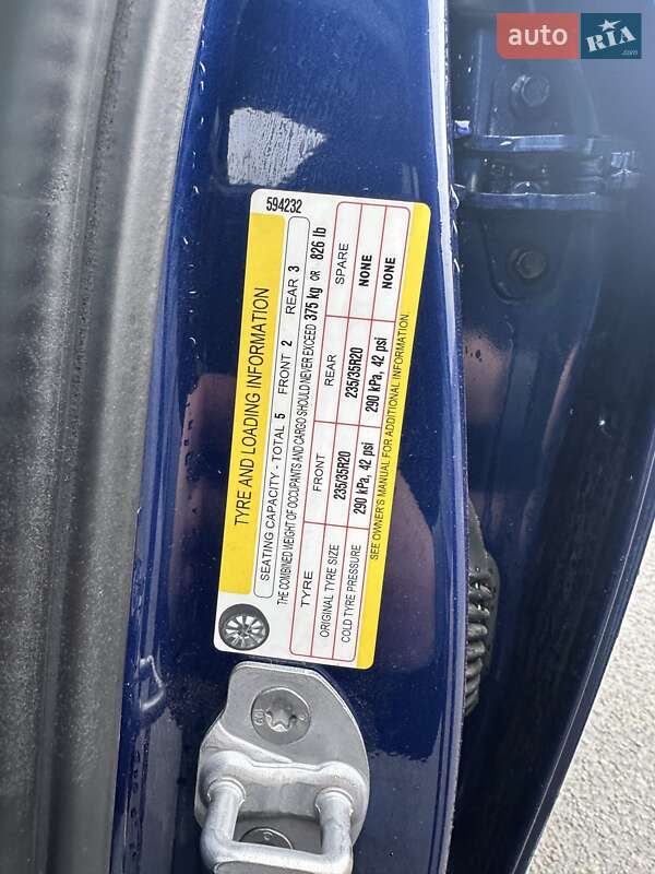 Седан Tesla Model 3 2019 в Березному