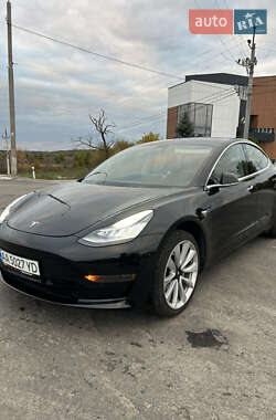 Седан Tesla Model 3 2019 в Ірпені фото Седан Tesla Model 3 2019 в Ірпені