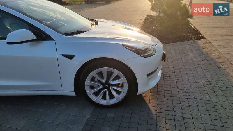 Седан Tesla Model 3 2021 в Хмельницькому