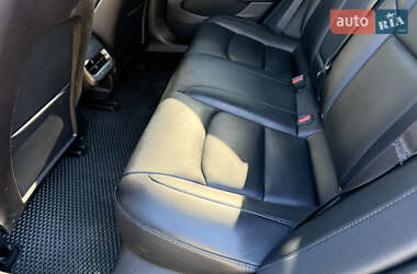 Седан Tesla Model 3 2019 в  фото 19 Седан Tesla Model 3 2019 в