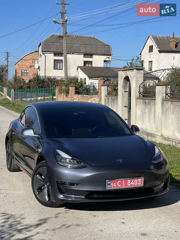 Седан Tesla Model 3 2020 в Львове фото 7 Седан Tesla Model 3 2020 в Львове