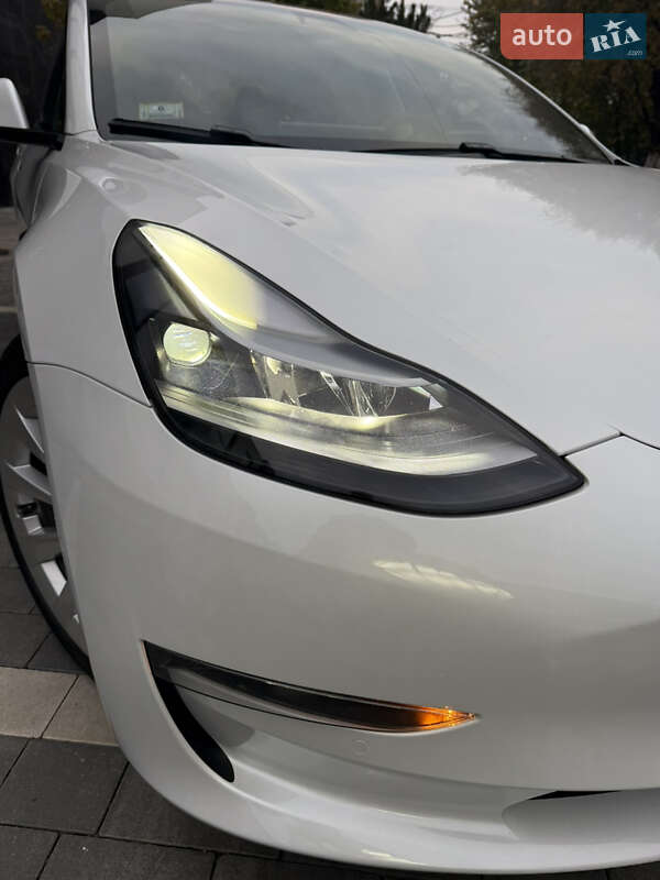 Седан Tesla Model 3 2021 в Ужгороде фото 21 Седан Tesla Model 3 2021 в Ужгороде