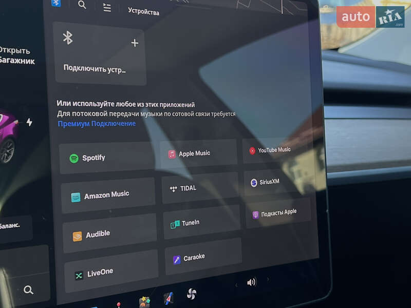 Седан Tesla Model 3 2020 в Луцьку
