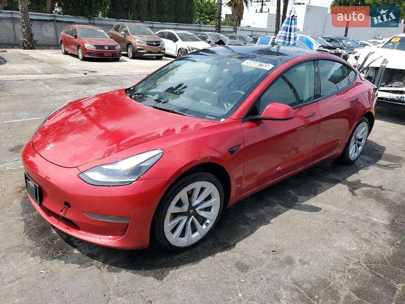 Tesla Model 3 2022